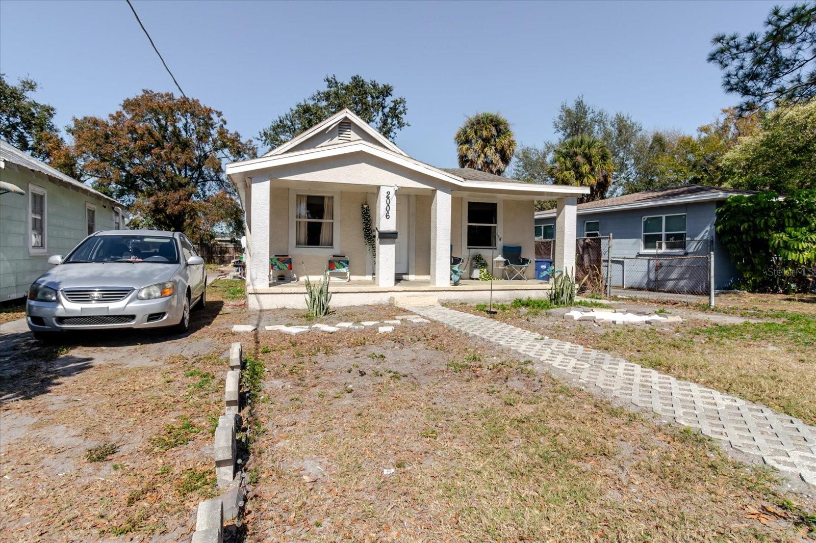 Image 59 of 70 For 2006 Stuart Street