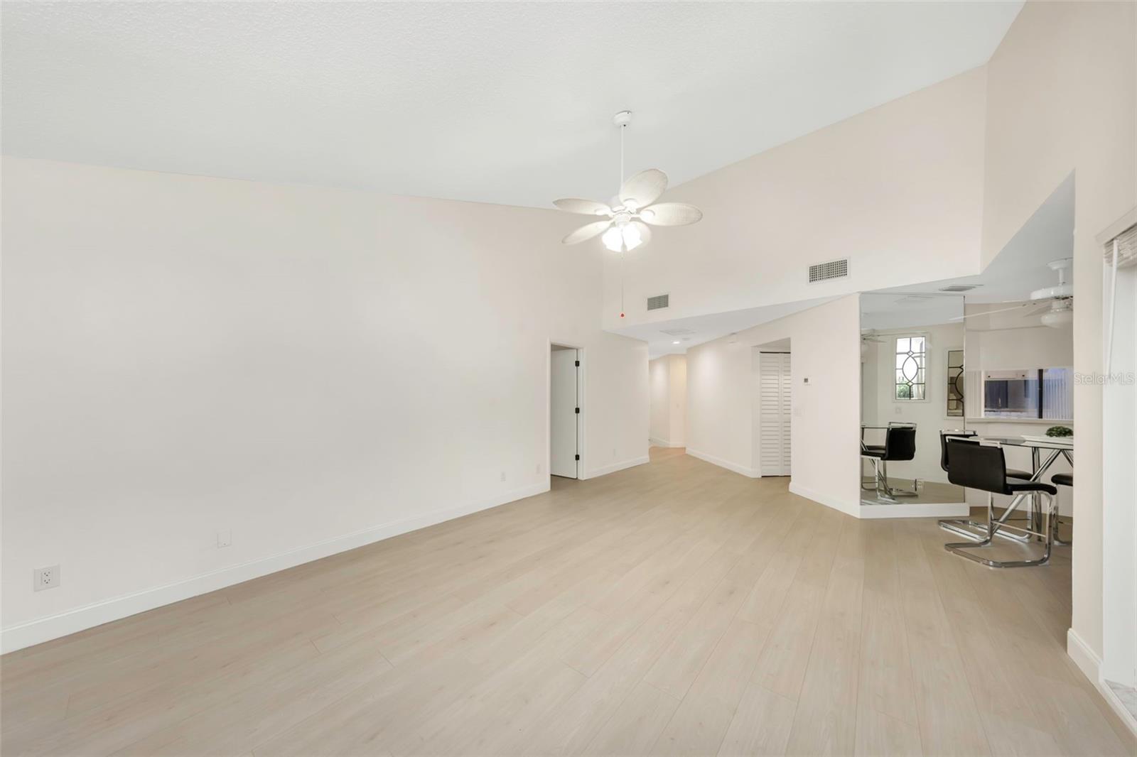 Image 14 of 53 For 235 Woods Landing Trail 235