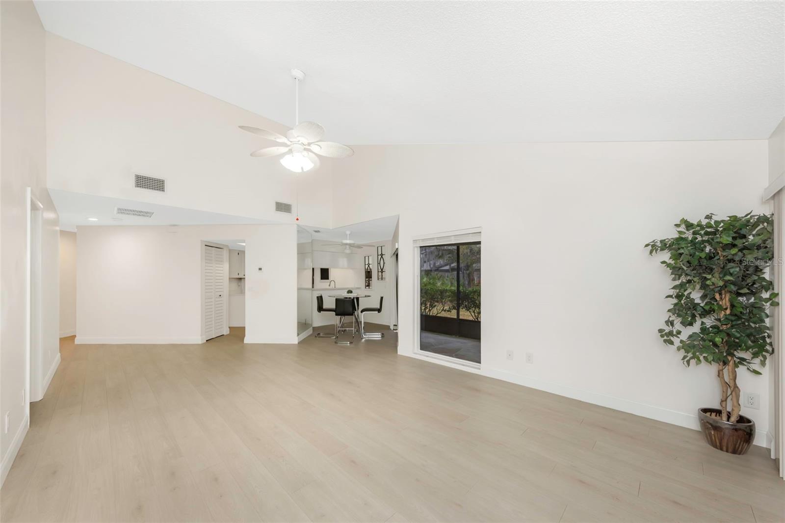 Image 15 of 53 For 235 Woods Landing Trail 235