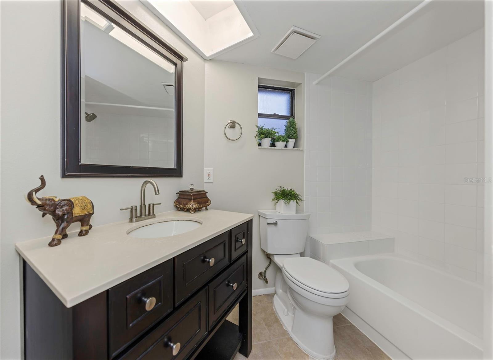 Image 20 of 53 For 235 Woods Landing Trail 235