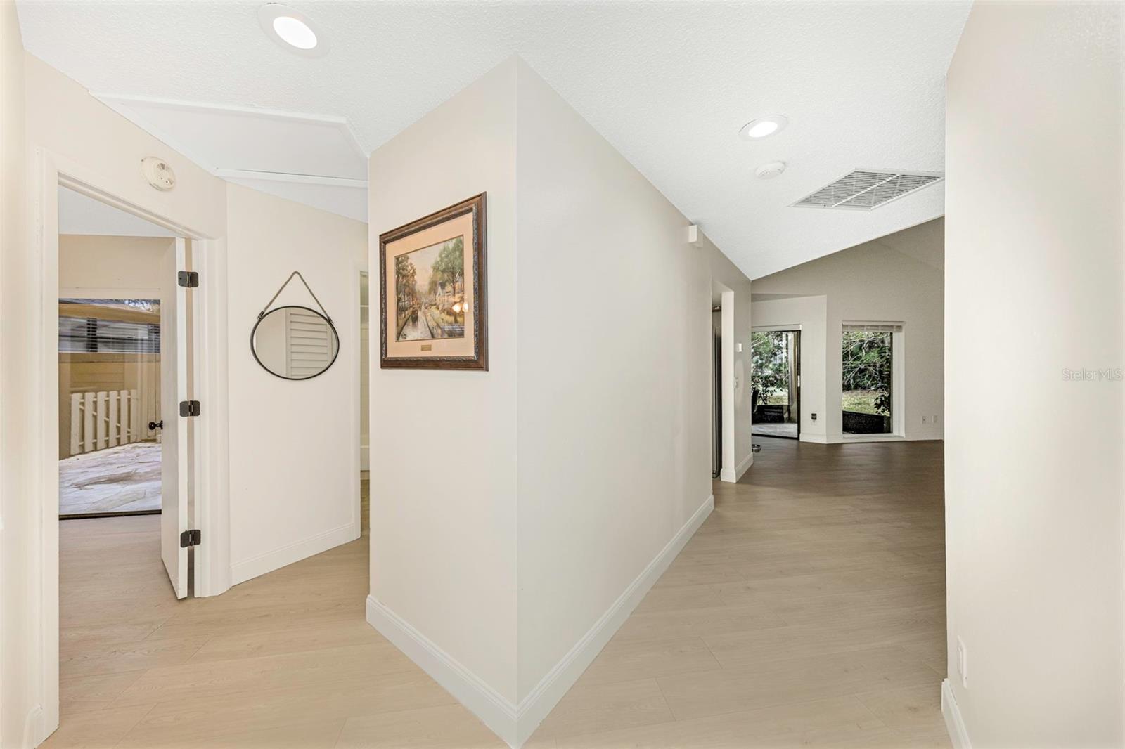 Image 8 of 53 For 235 Woods Landing Trail 235