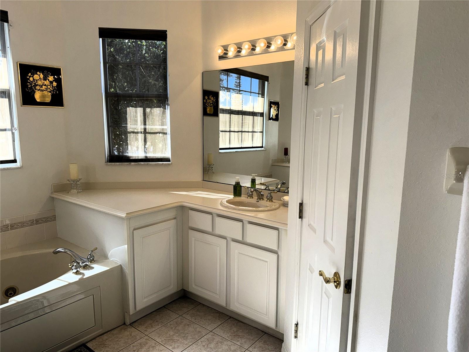 Image 51 of 70 For 525 Sienna Drive