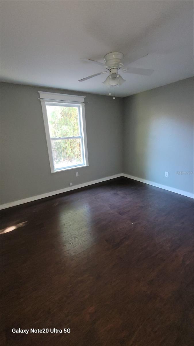 Image 13 of 20 For 801 Osborne Avenue