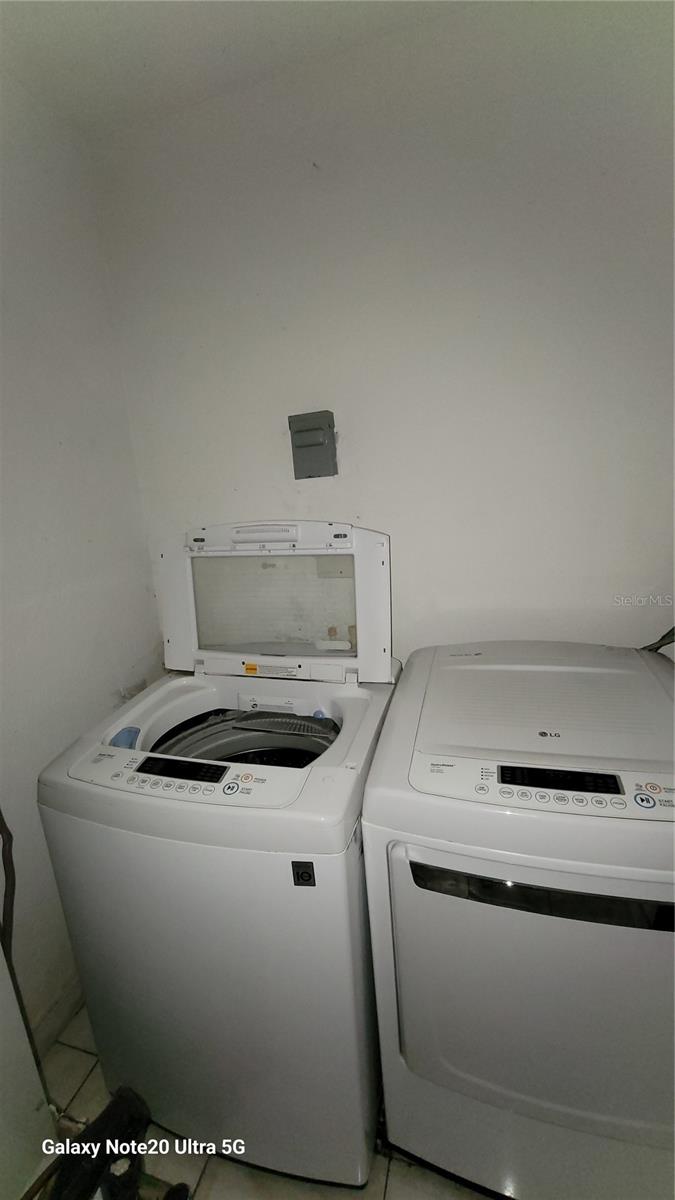 Image 16 of 20 For 801 Osborne Avenue