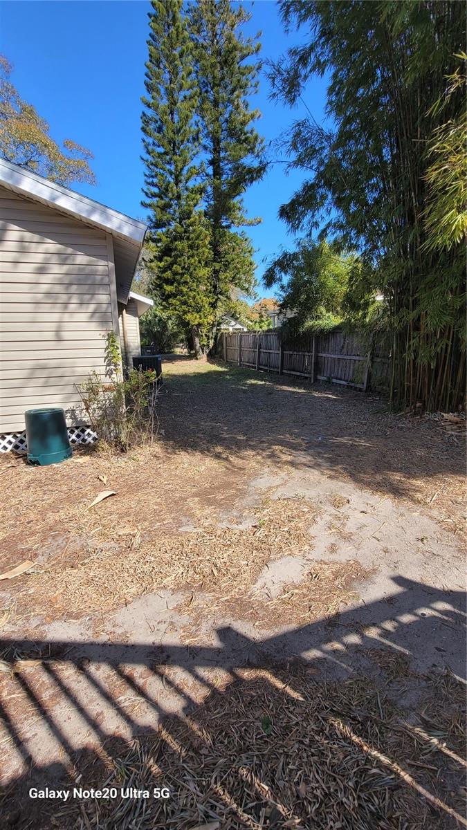 Image 19 of 20 For 801 Osborne Avenue