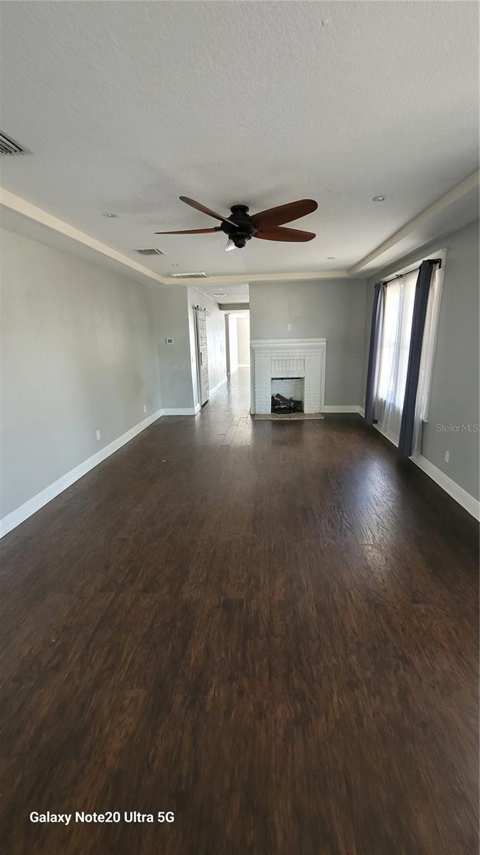 Image 3 of 20 For 801 Osborne Avenue