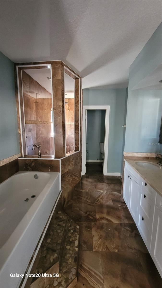 Image 6 of 20 For 801 Osborne Avenue