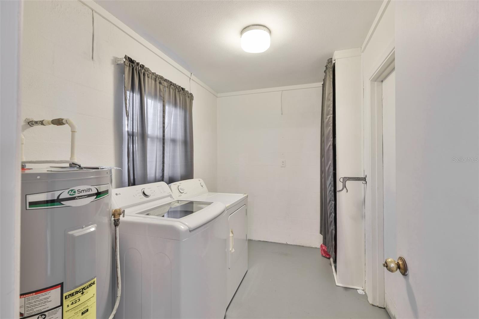 Image 14 of 42 For 124 Patterson Drive