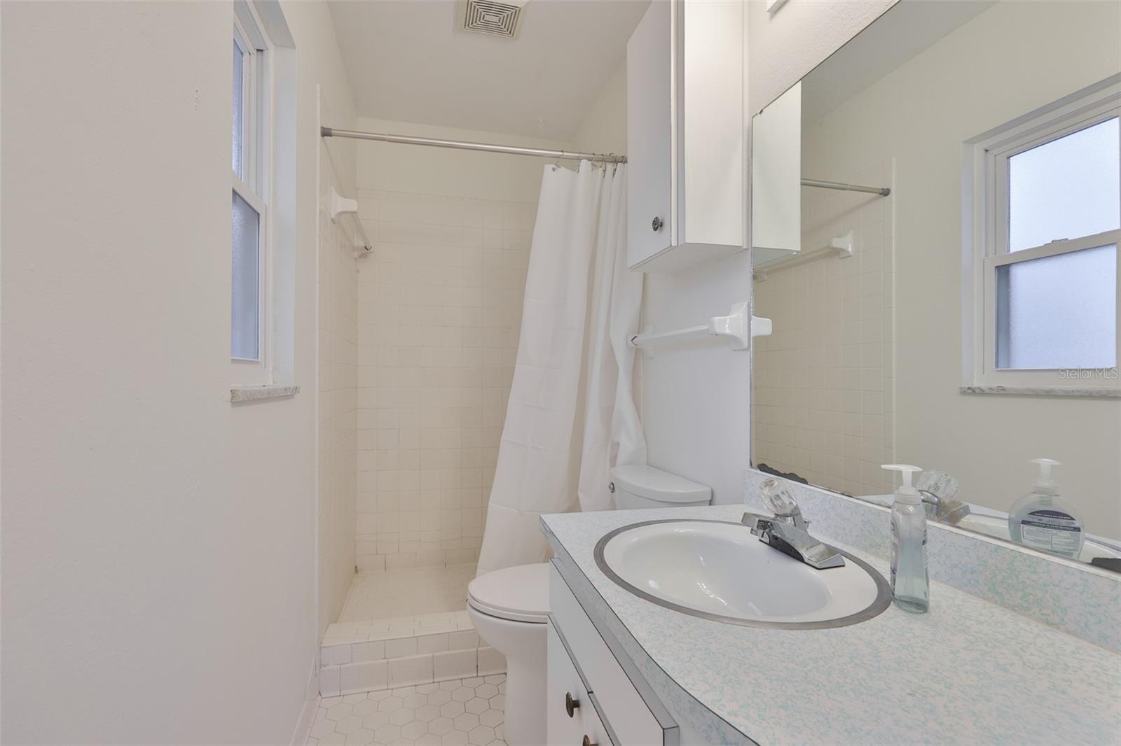 Image 19 of 42 For 124 Patterson Drive