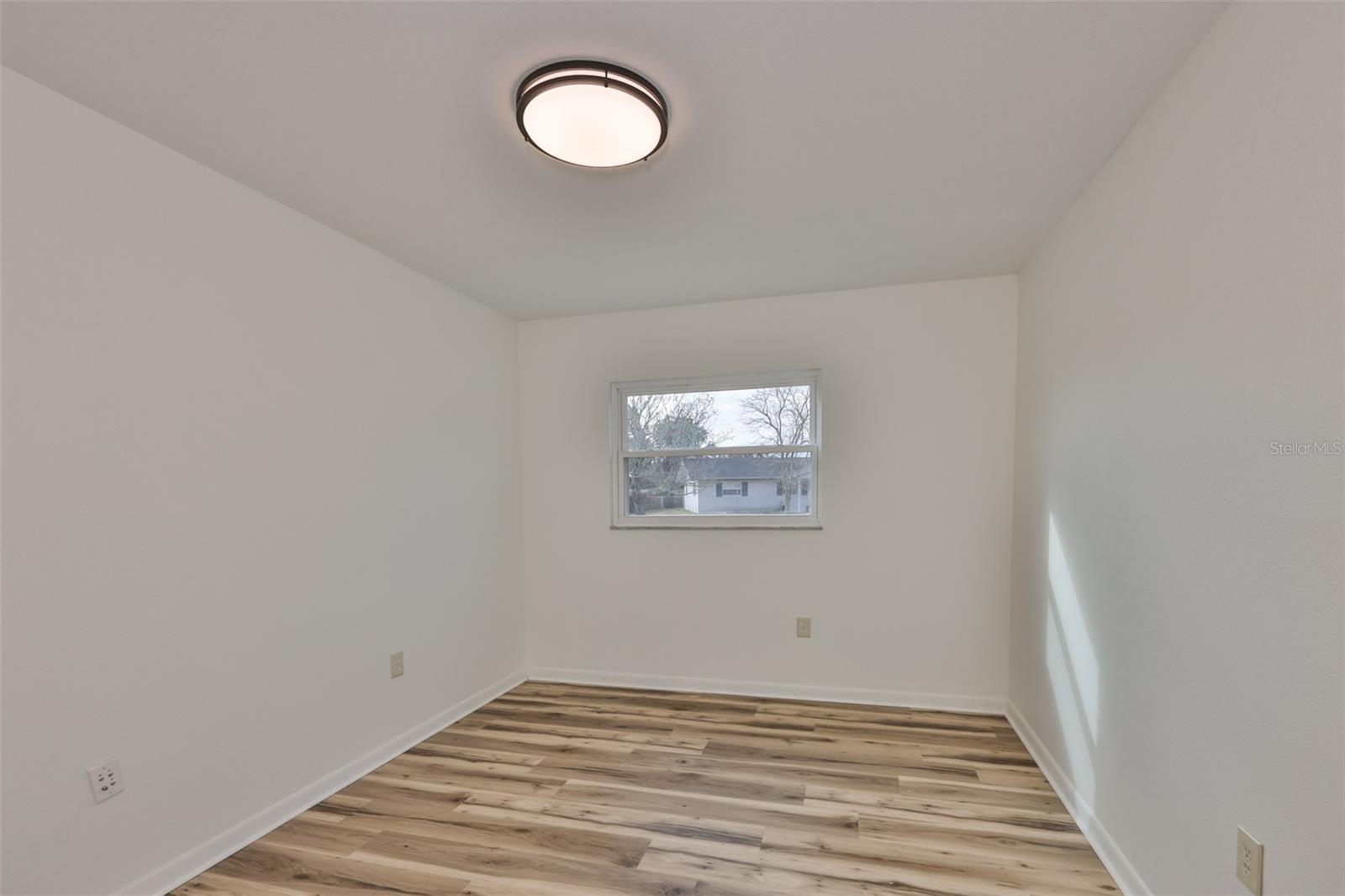 Image 21 of 42 For 124 Patterson Drive