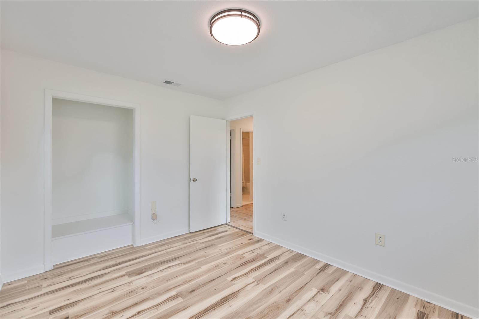 Image 22 of 42 For 124 Patterson Drive