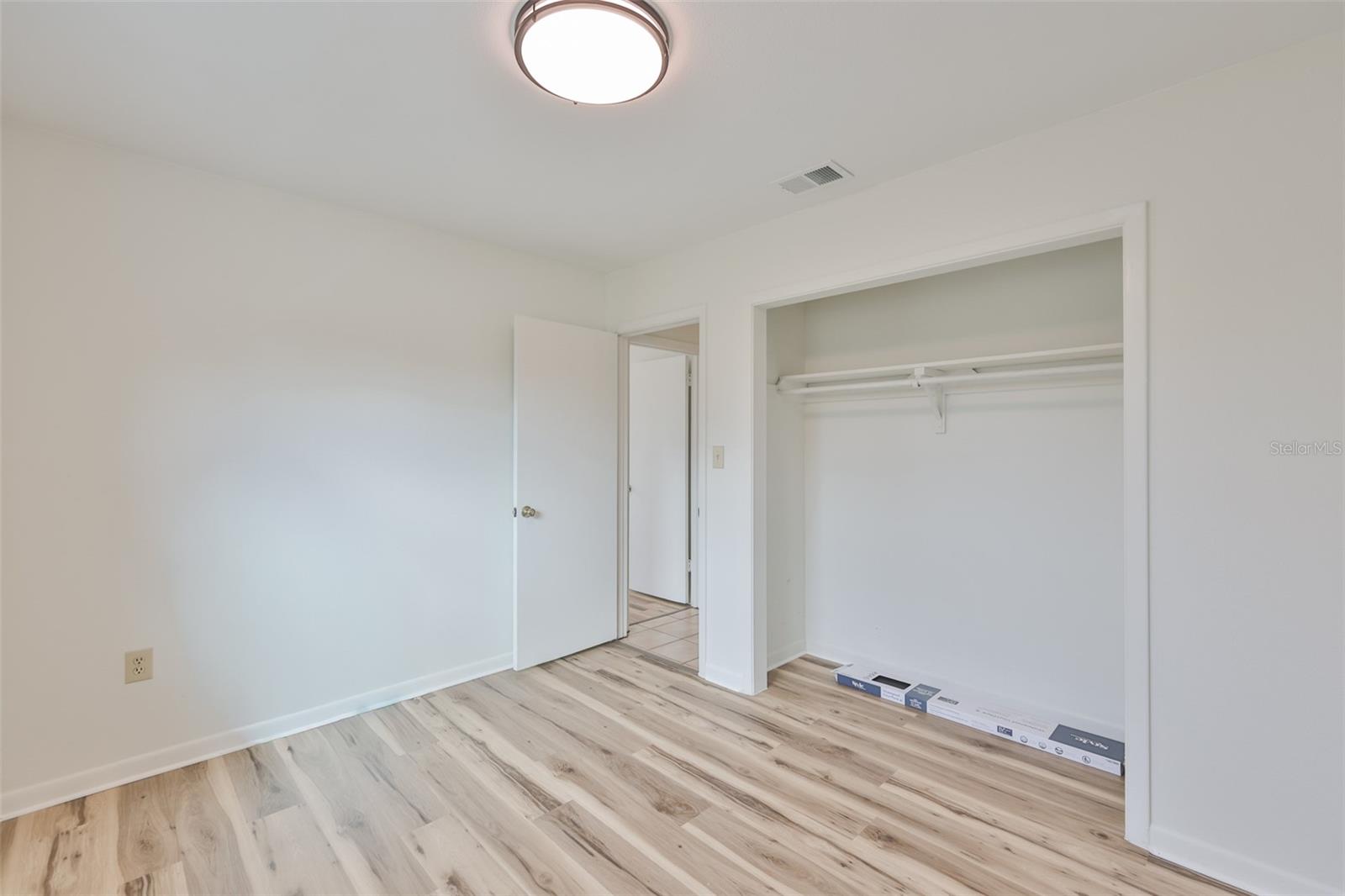 Image 25 of 42 For 124 Patterson Drive