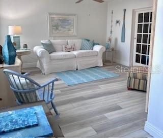 Image 21 of 87 For 5108 Brittany Drive S 204