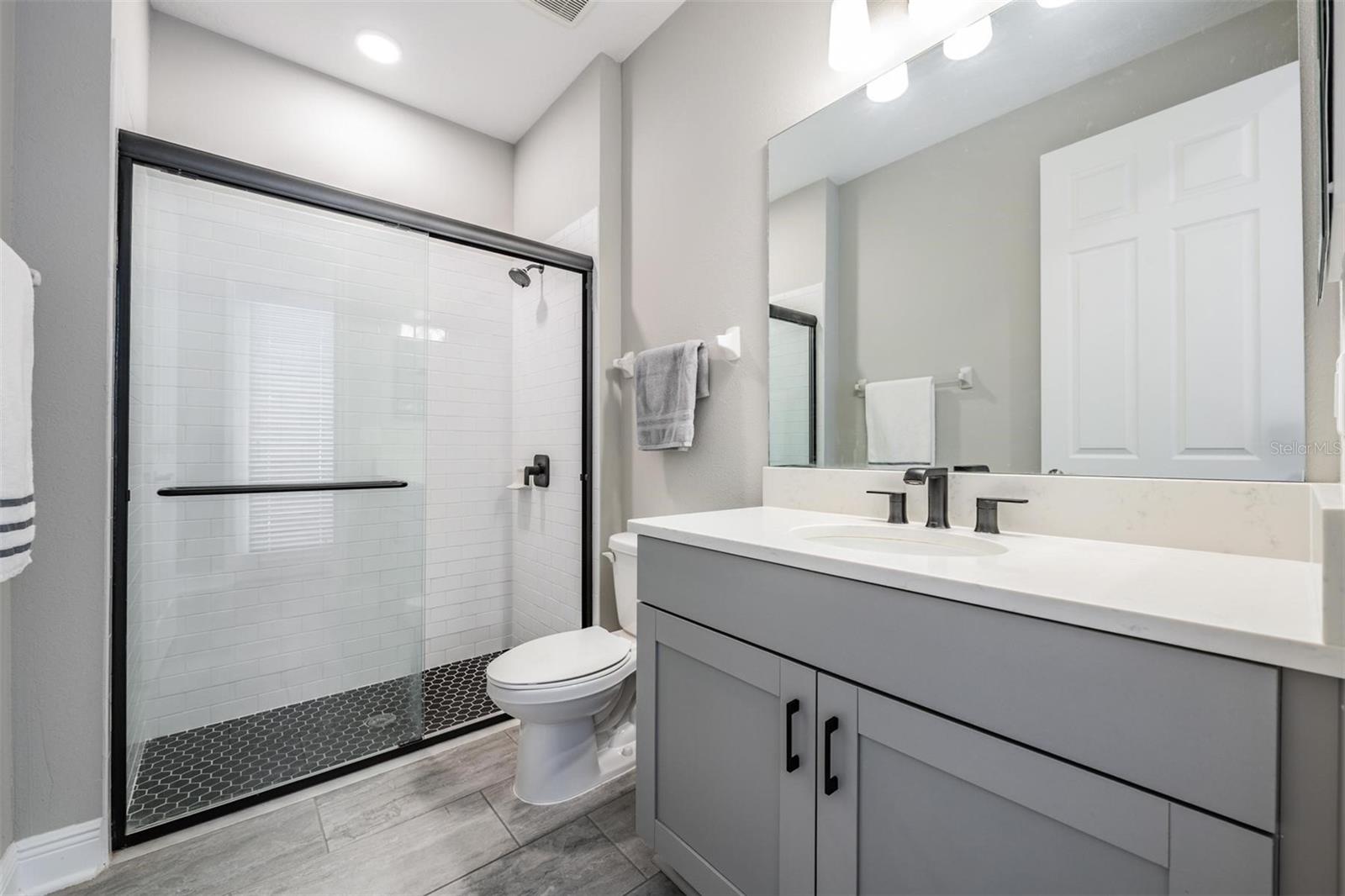 Image 24 of 61 For 33115 Sycamore Leaf Drive