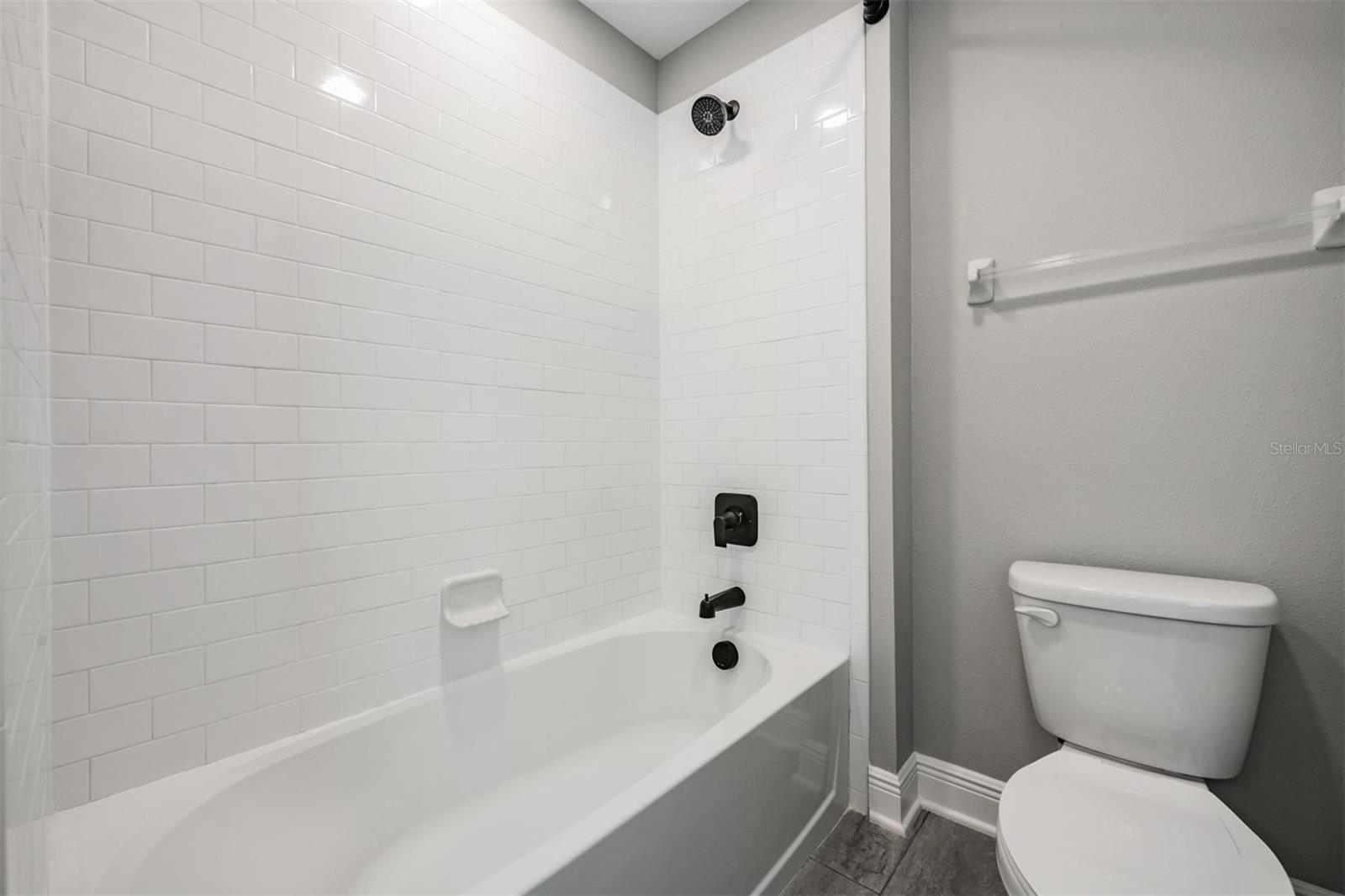 Image 36 of 61 For 33115 Sycamore Leaf Drive