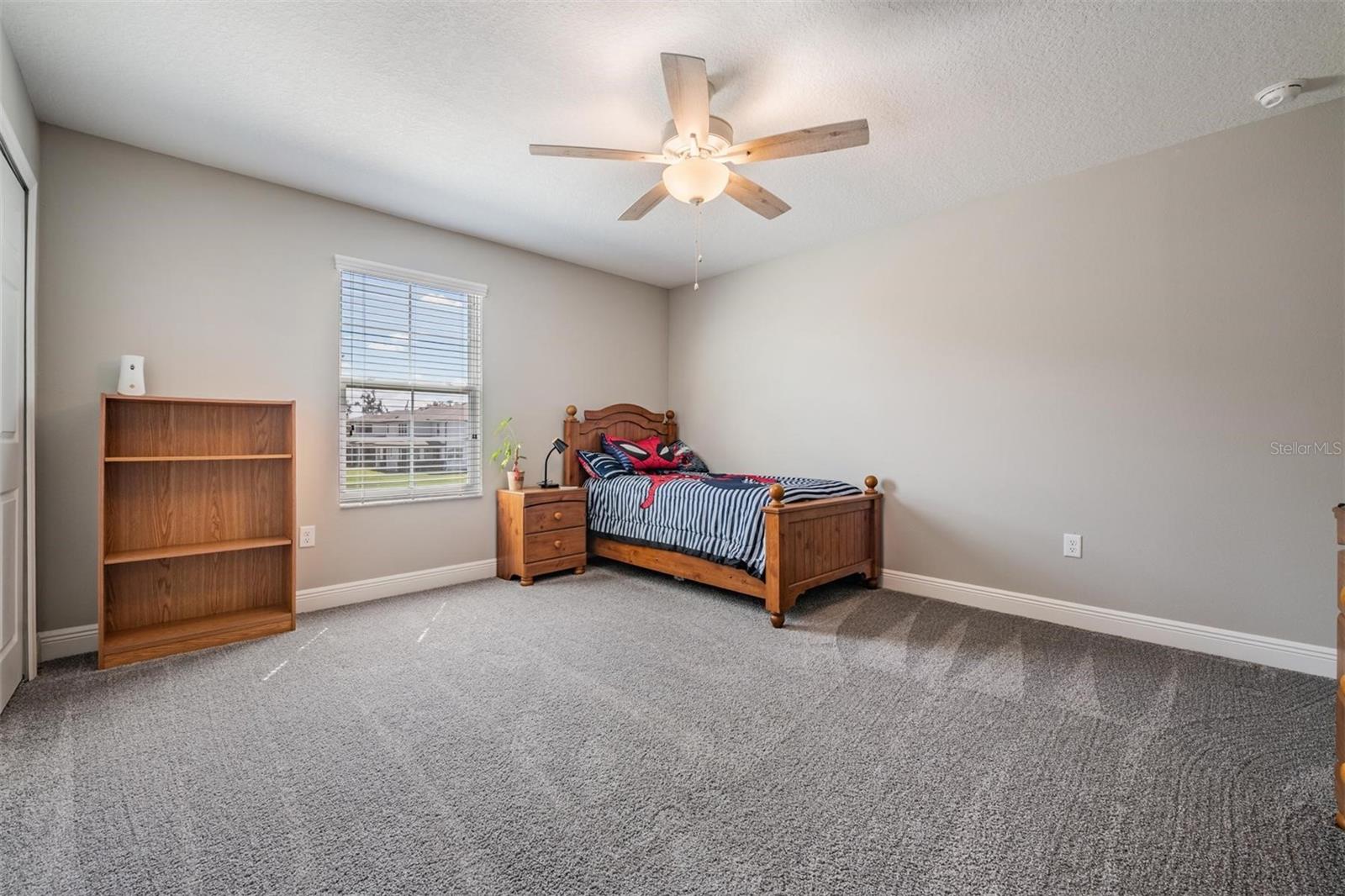 Image 37 of 61 For 33115 Sycamore Leaf Drive