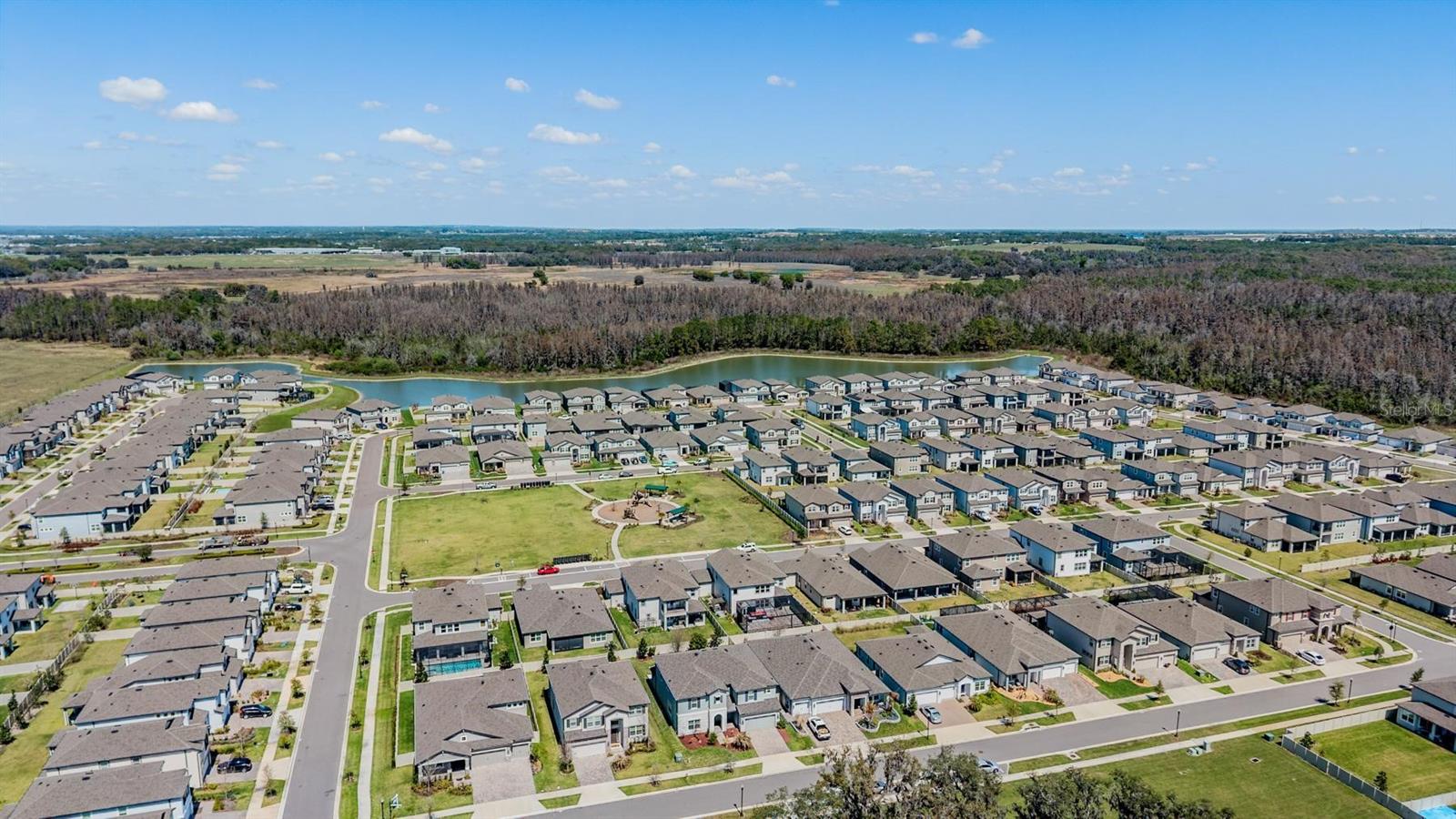 Image 52 of 61 For 33115 Sycamore Leaf Drive