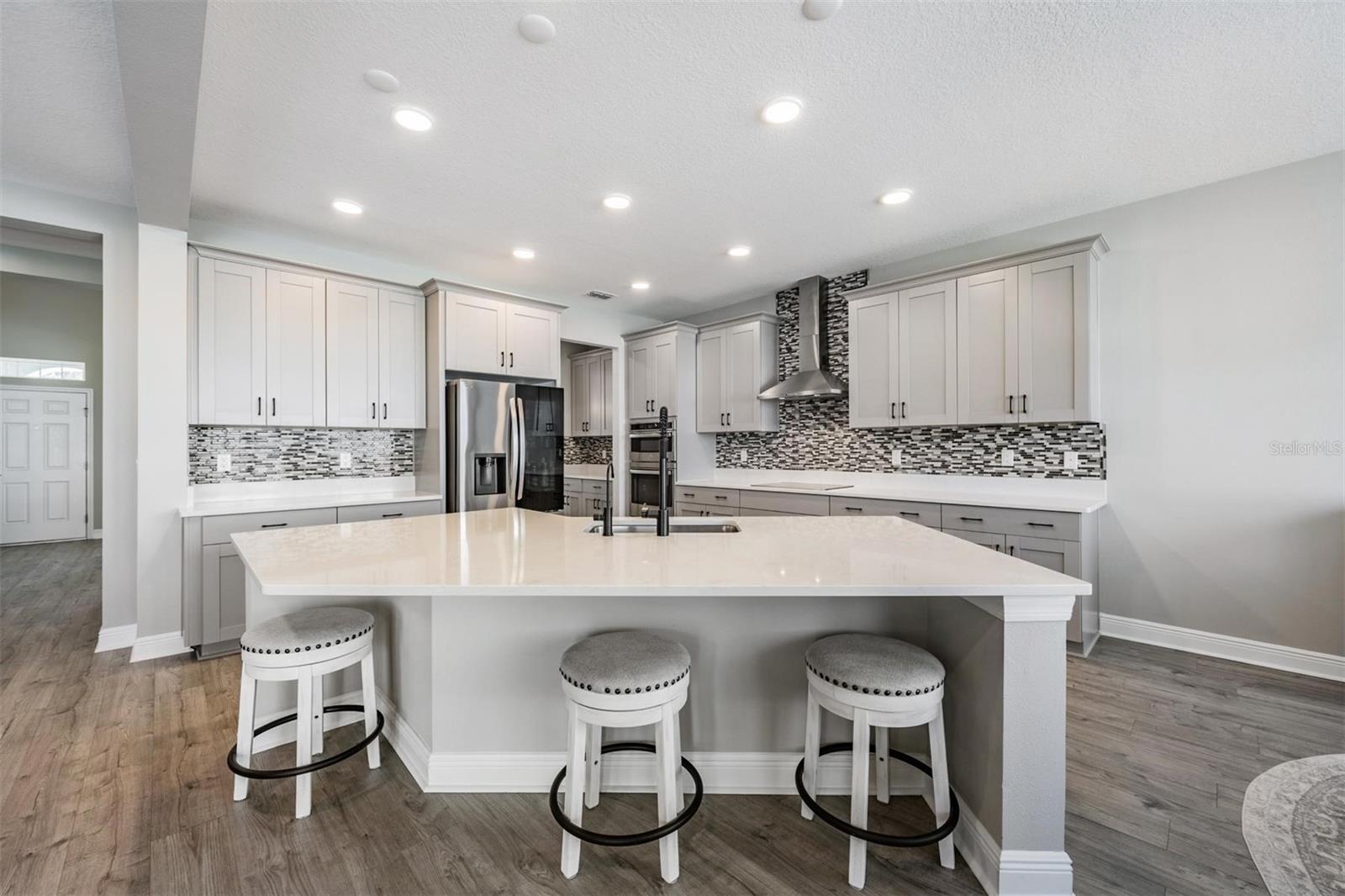 Image 7 of 61 For 33115 Sycamore Leaf Drive