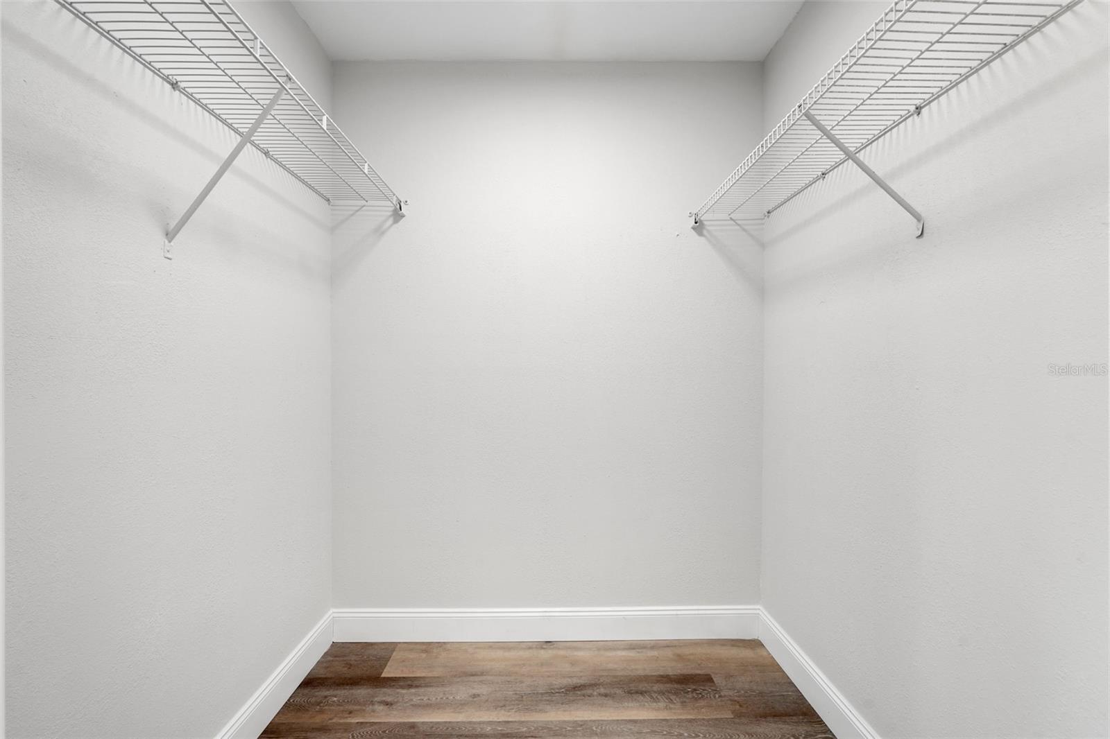 Listing photo id 12 for 311 Griffin View Drive