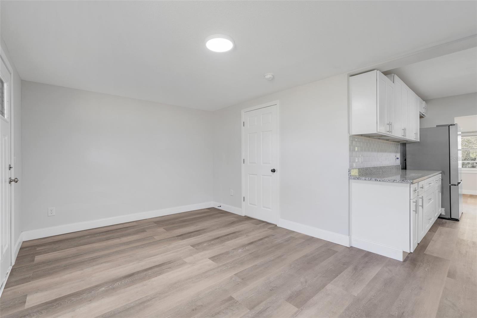 Listing photo id 18 for 311 Griffin View Drive