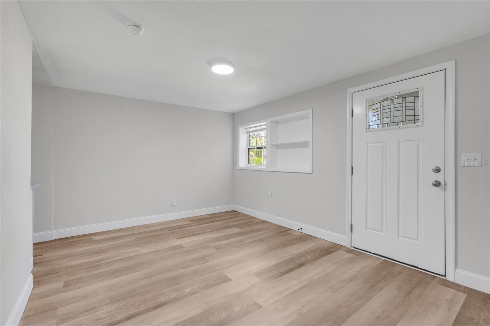 Listing photo id 19 for 311 Griffin View Drive