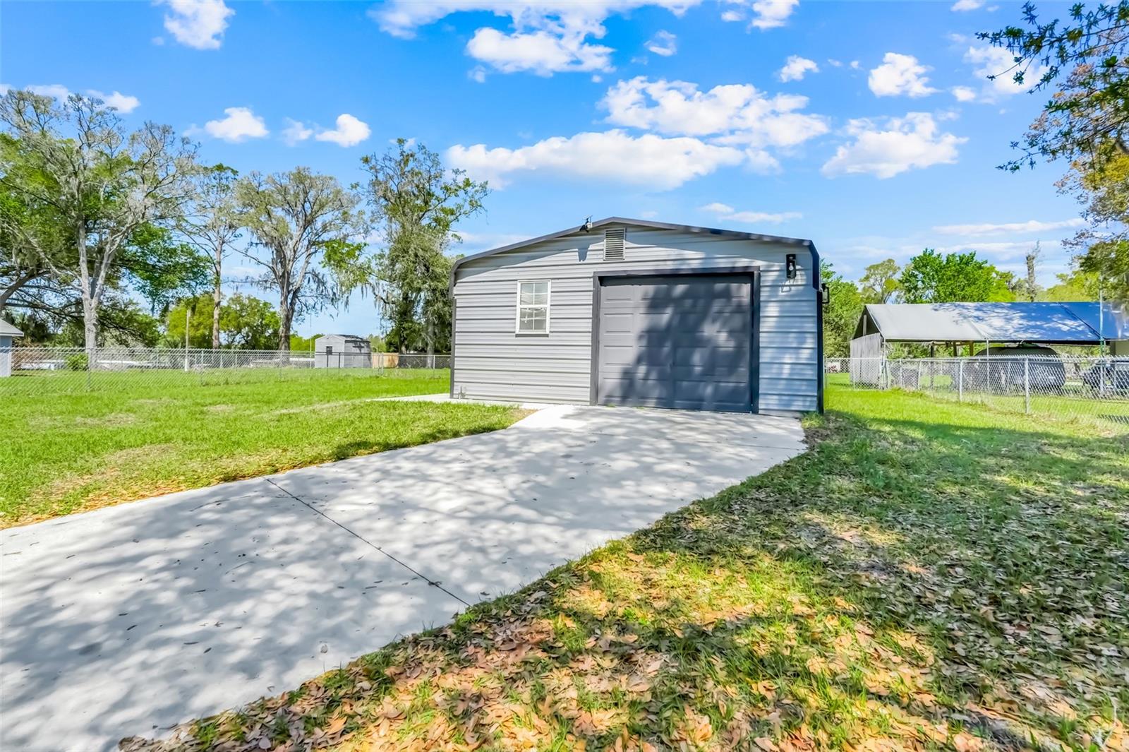 Listing photo id 24 for 311 Griffin View Drive
