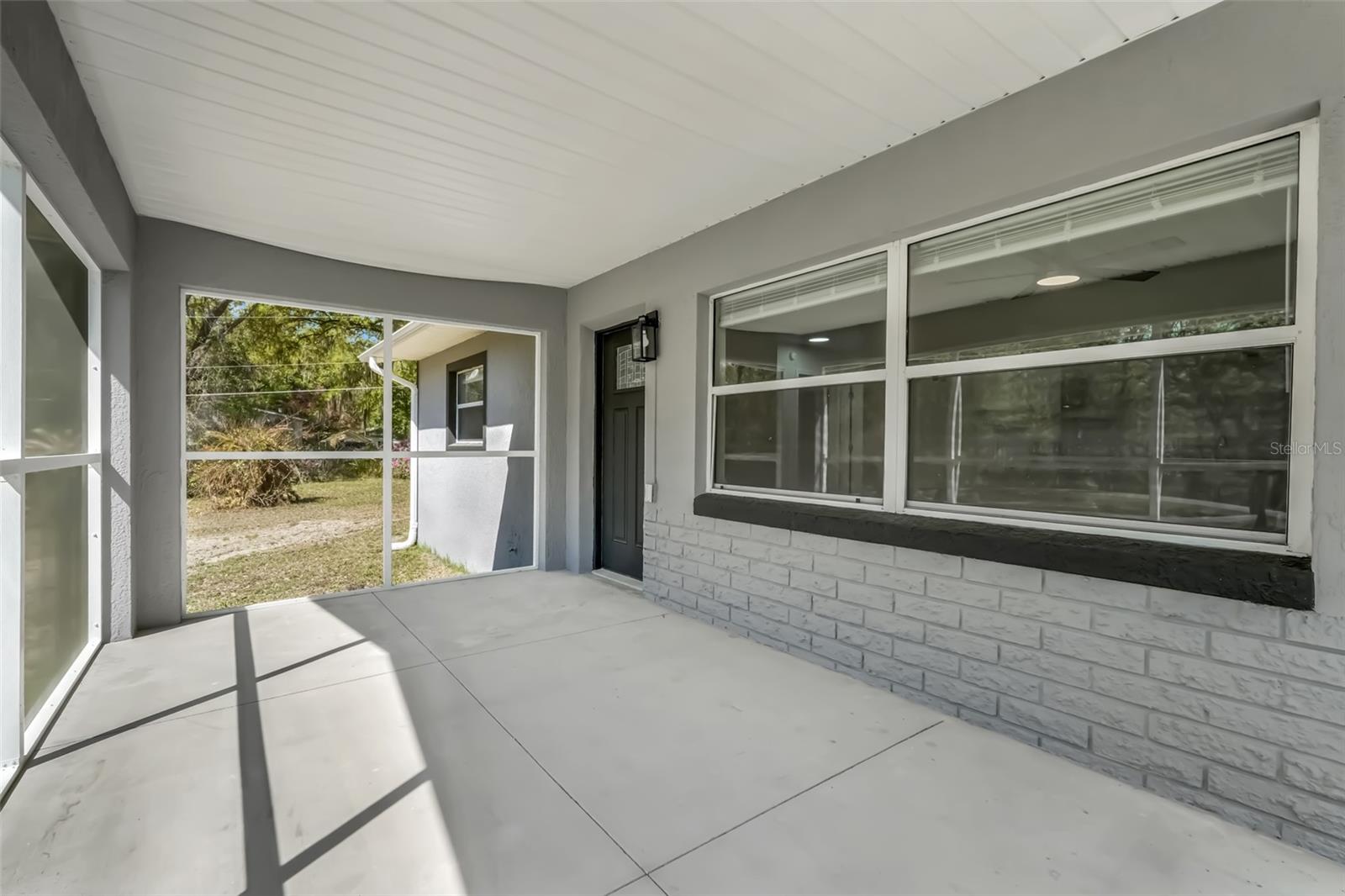 Listing photo id 1 for 311 Griffin View Drive