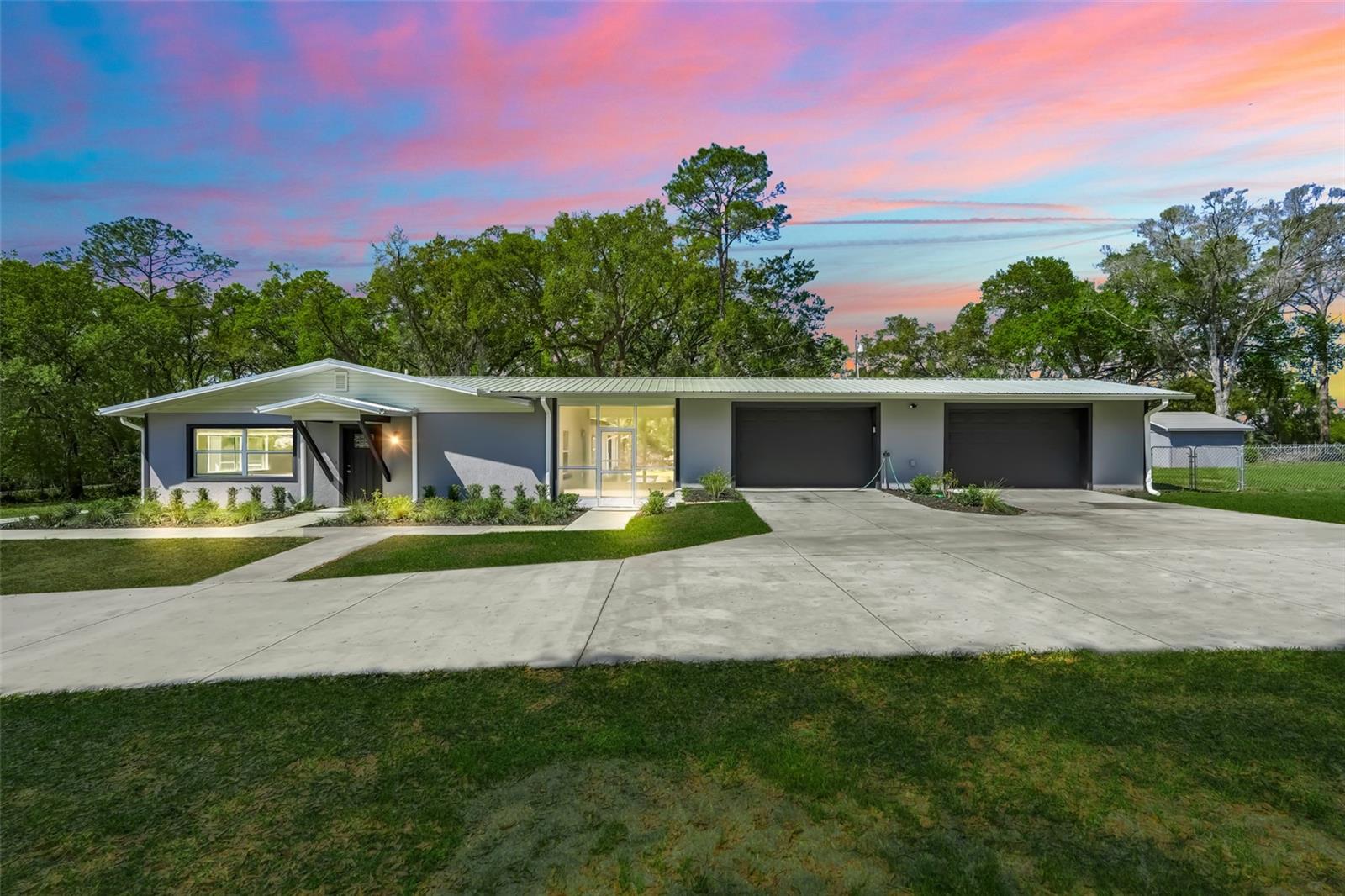 Listing photo id 33 for 311 Griffin View Drive