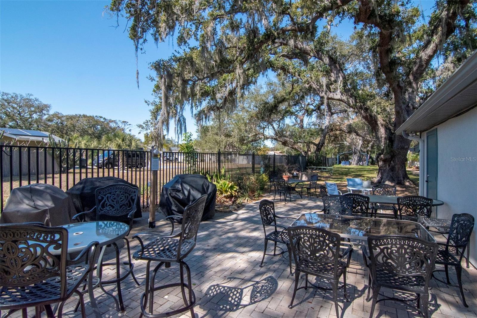 Image 26 of 32 For 708 Lyndhurst Street 123