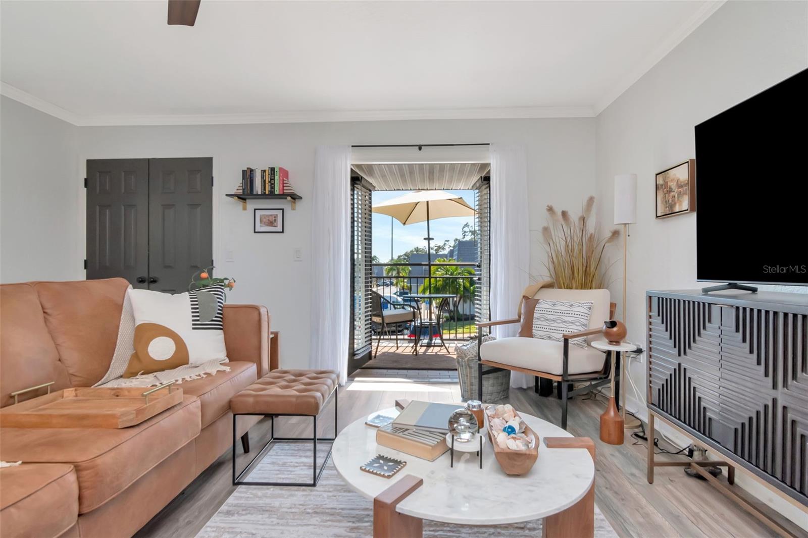 Image 3 of 32 For 708 Lyndhurst Street 123