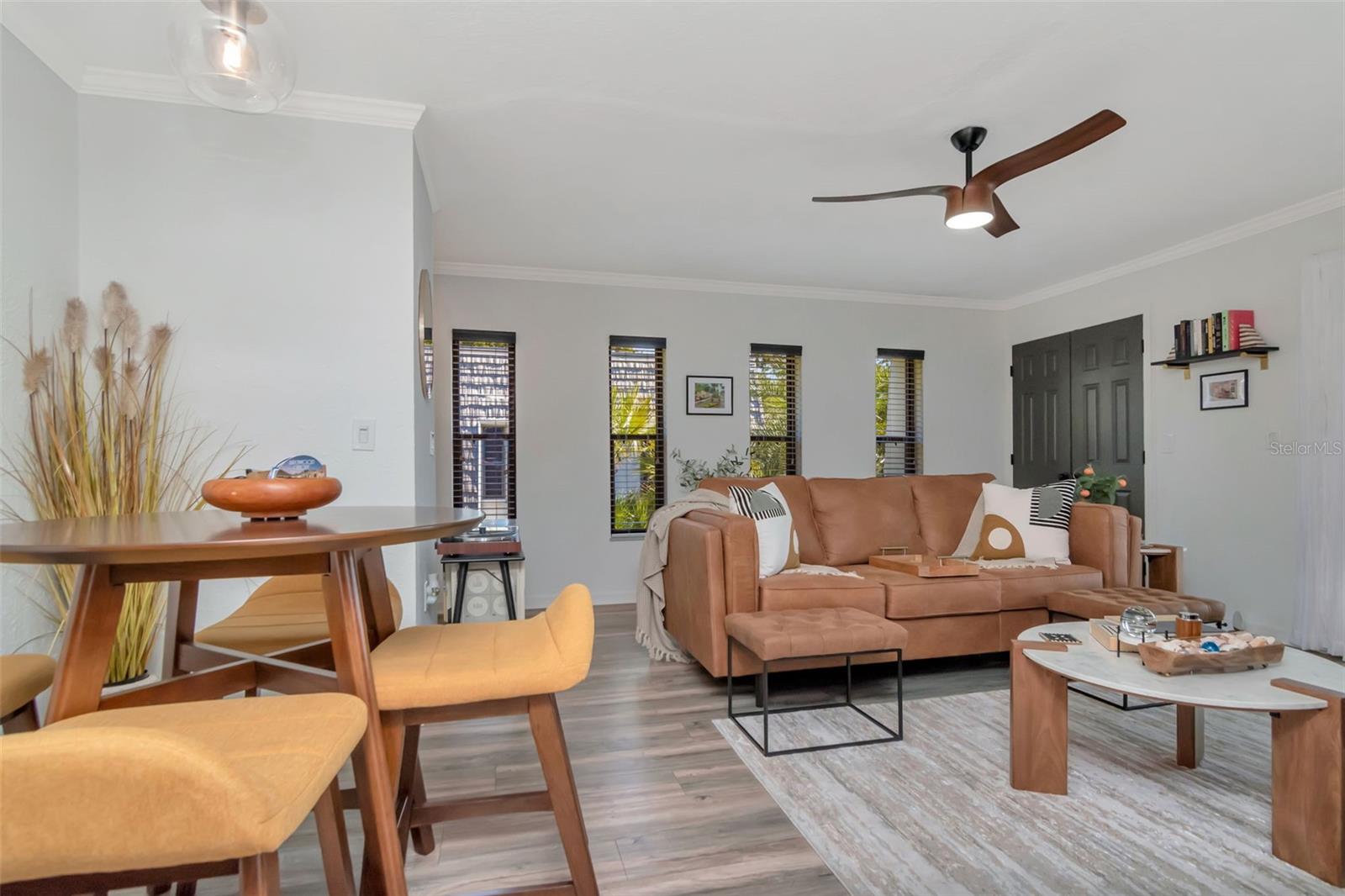 Image 7 of 32 For 708 Lyndhurst Street 123