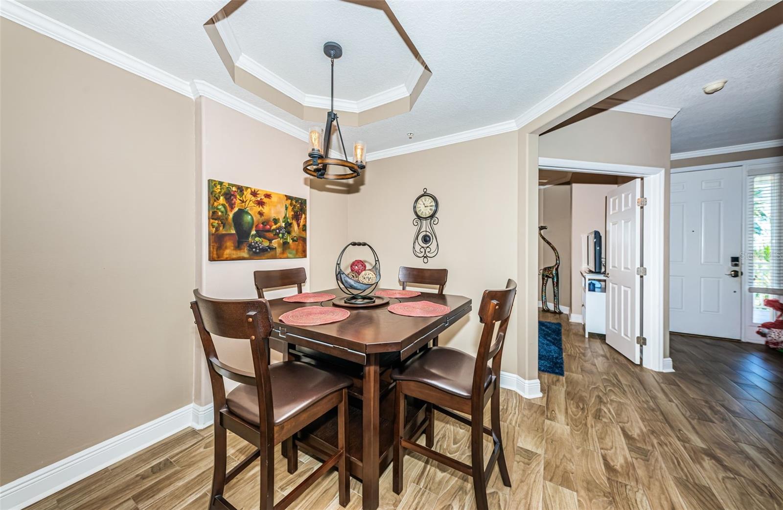 Image 21 of 73 For 7194 Key Haven Road 505