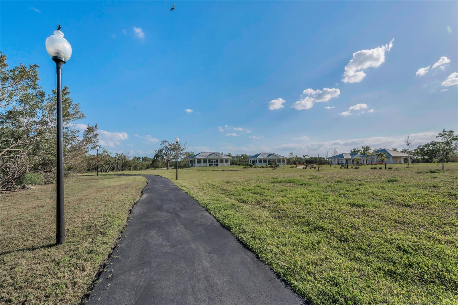 Image 41 of 73 For 7194 Key Haven Road 505