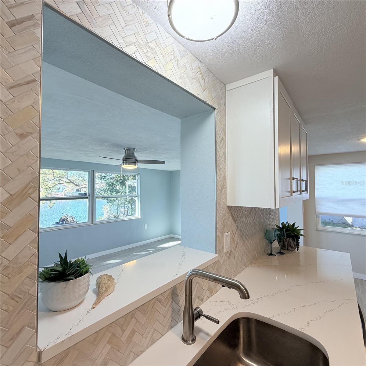 Listing photo id 45 for 1147 Rushmore Drive