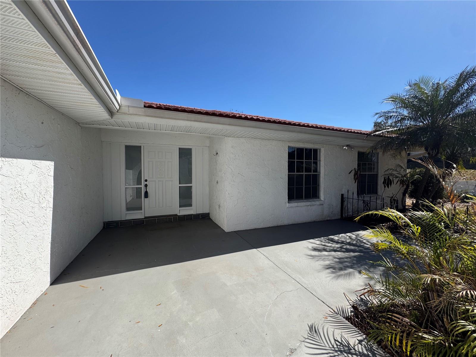 Image 3 of 29 For 240 Nassau Road