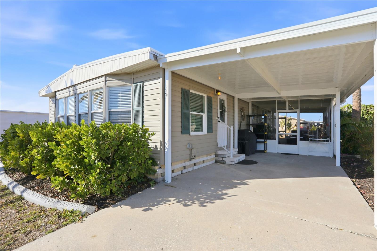 Image 2 of 31 For 1427 Sanderling Drive