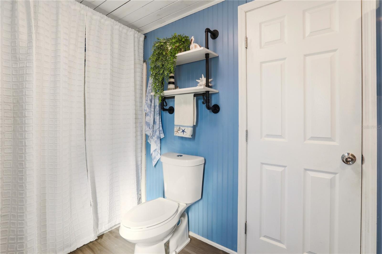 Image 24 of 31 For 1427 Sanderling Drive