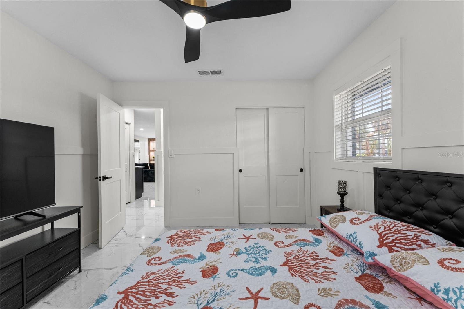 Image 18 of 49 For 4440 Huntington Street Ne