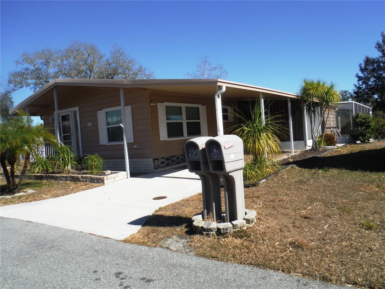 Image 2 of 39 For 98 Sugar Bear Drive 57