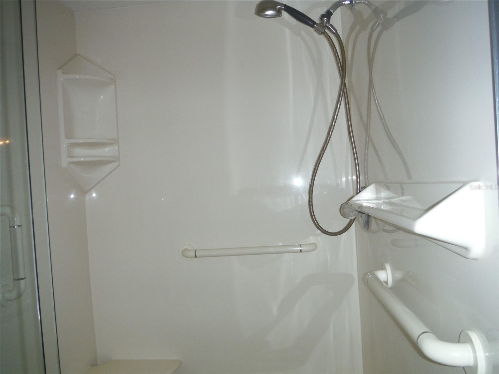 Image 23 of 39 For 98 Sugar Bear Drive 57