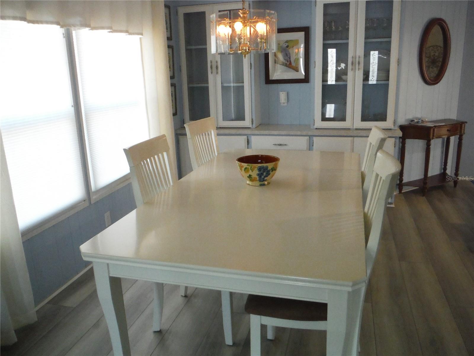 Image 6 of 39 For 98 Sugar Bear Drive 57