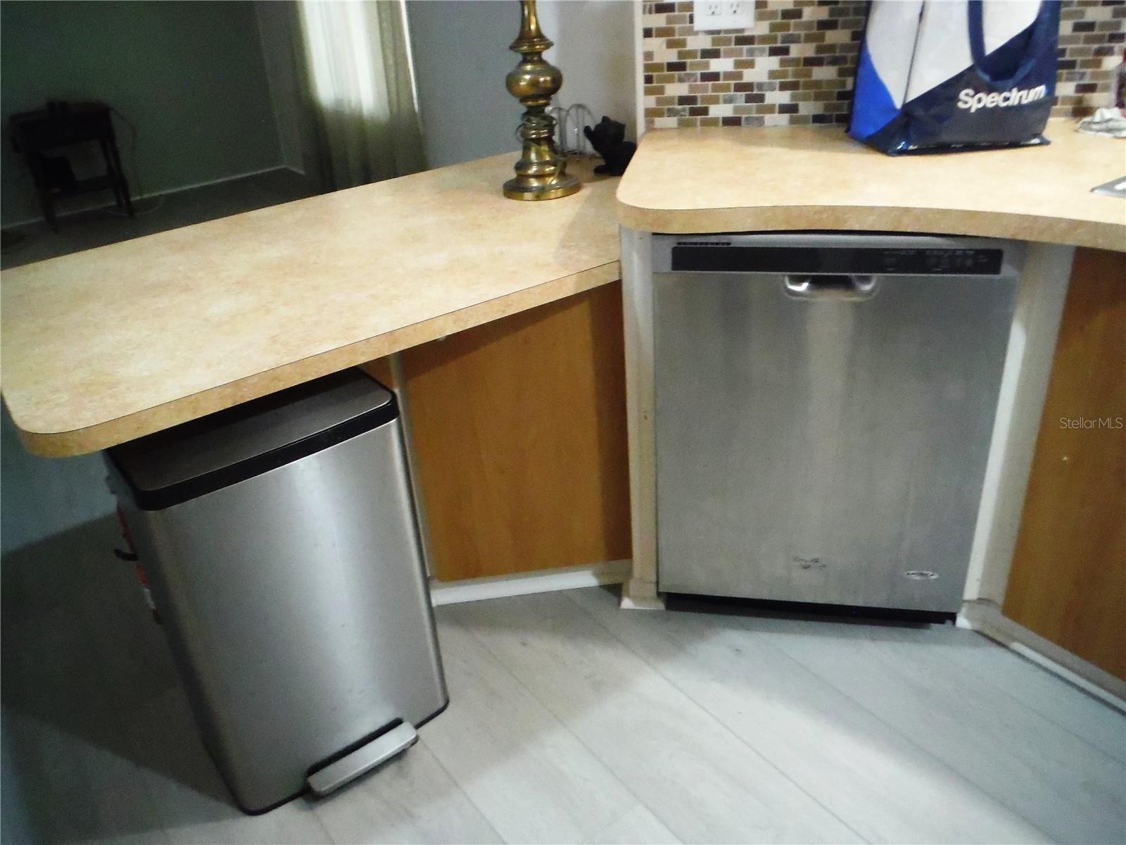 Image 9 of 39 For 98 Sugar Bear Drive 57