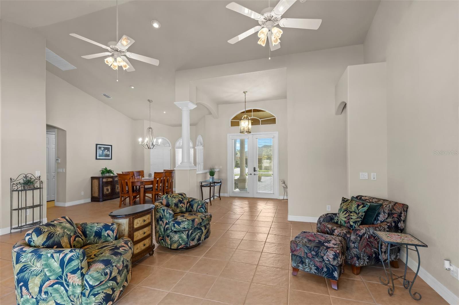 Image 13 of 35 For 1935 26th Street