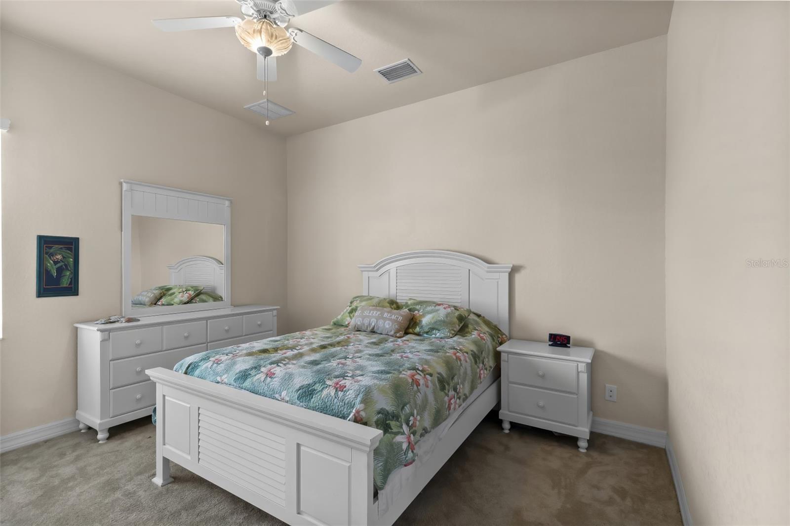 Image 22 of 35 For 1935 26th Street