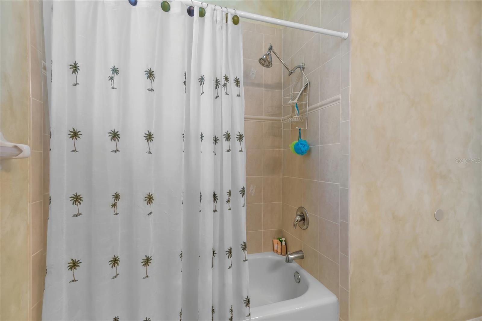 Image 24 of 35 For 1935 26th Street