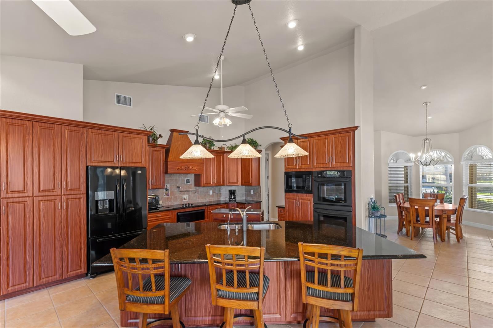 Image 7 of 35 For 1935 26th Street