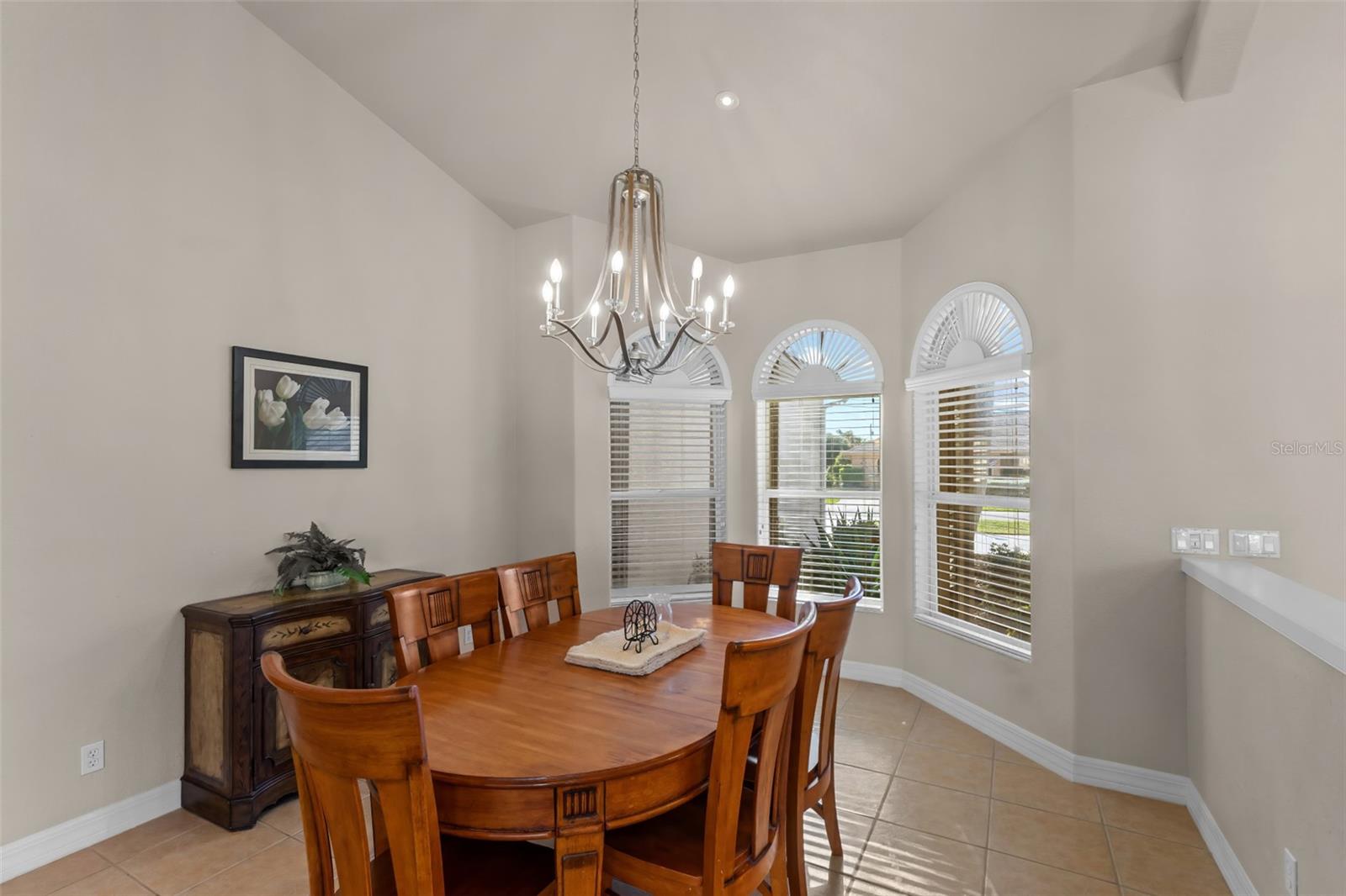 Image 9 of 35 For 1935 26th Street