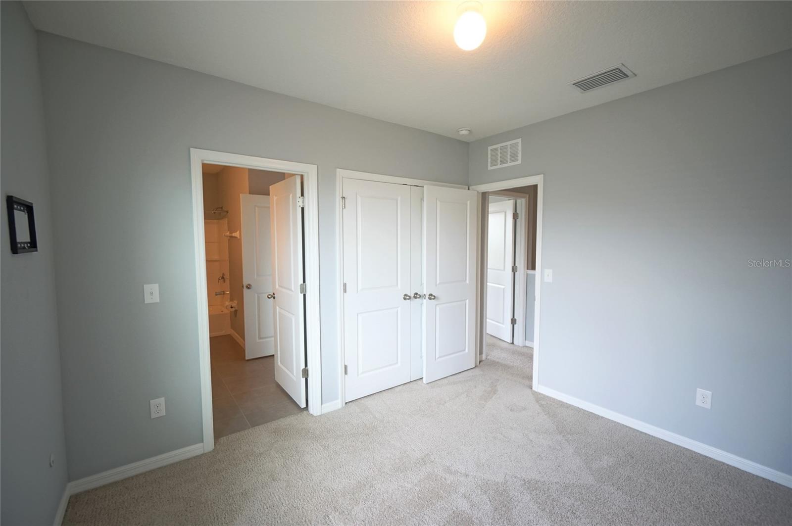 Image 21 of 28 For 6911 Breezy Palm Drive