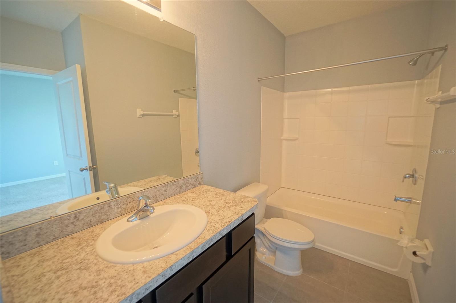 Image 22 of 28 For 6911 Breezy Palm Drive