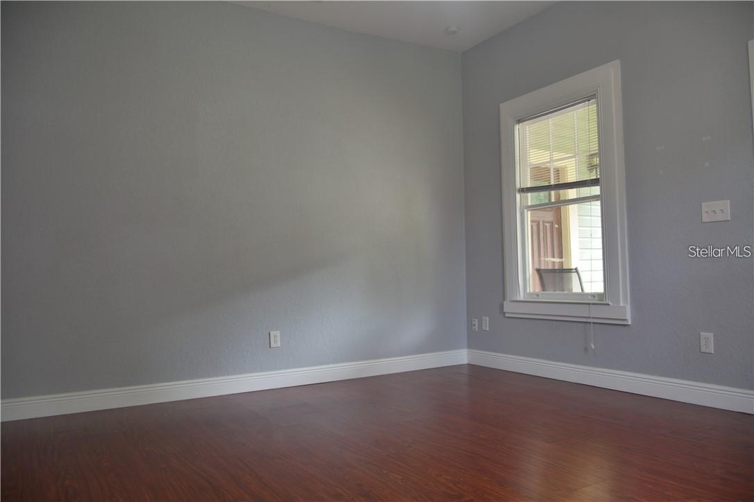 Image 8 of 14 For 2910 Jefferson Street B